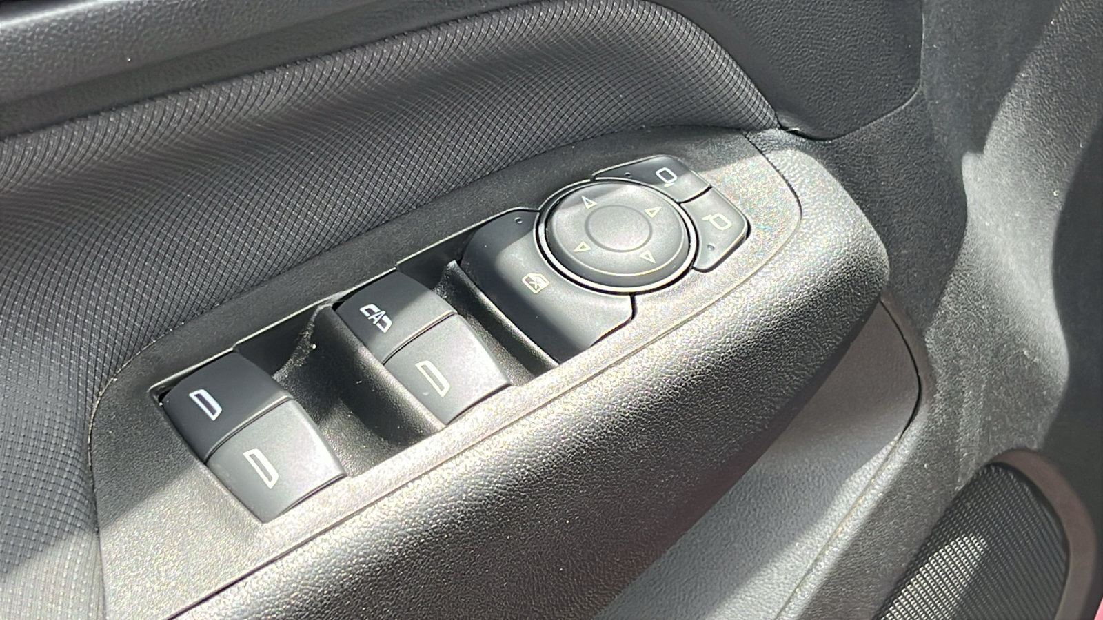 Used 2022 Chevrolet Equinox RS FWD image 12