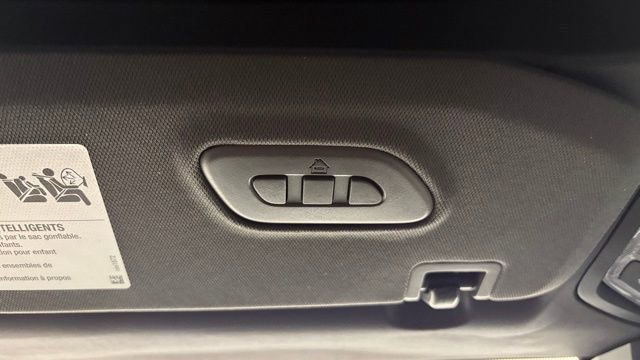 Used 2025 GMC Hummer EV 2X image 46