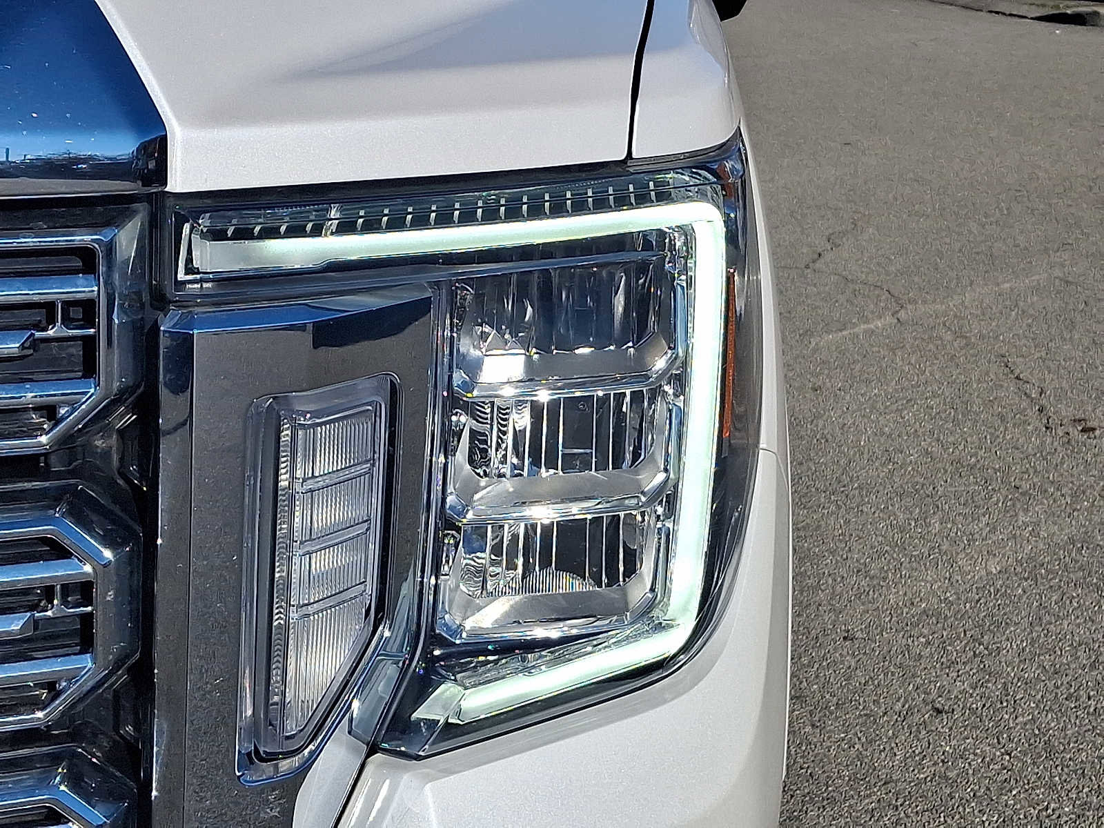 Used 2022 GMC Sierra 2500 Denali w/ Denali Ultimate Package image 10