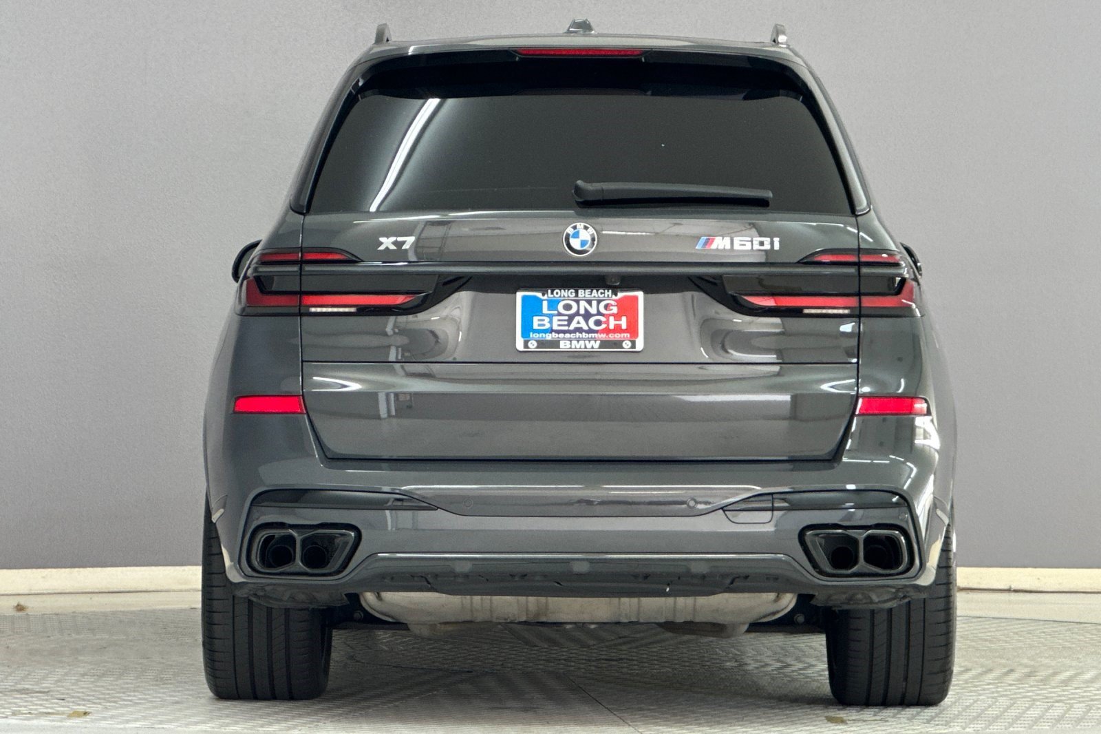 Certified 2025 BMW X7 M60i AWD/4WD image 9