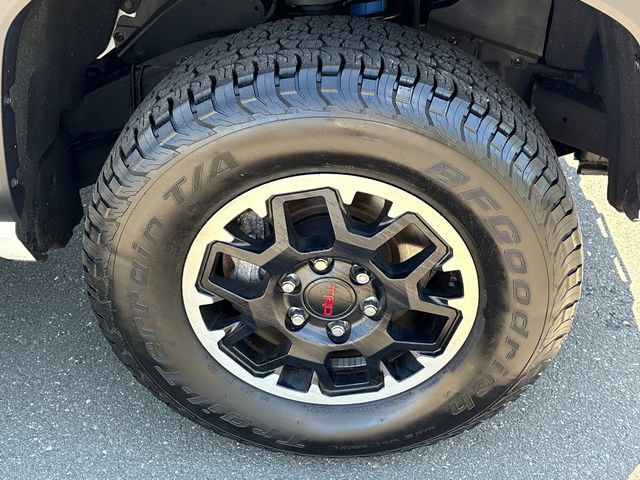 Used 2024 Toyota Tacoma TRD Off-Road AWD/4WD image 7