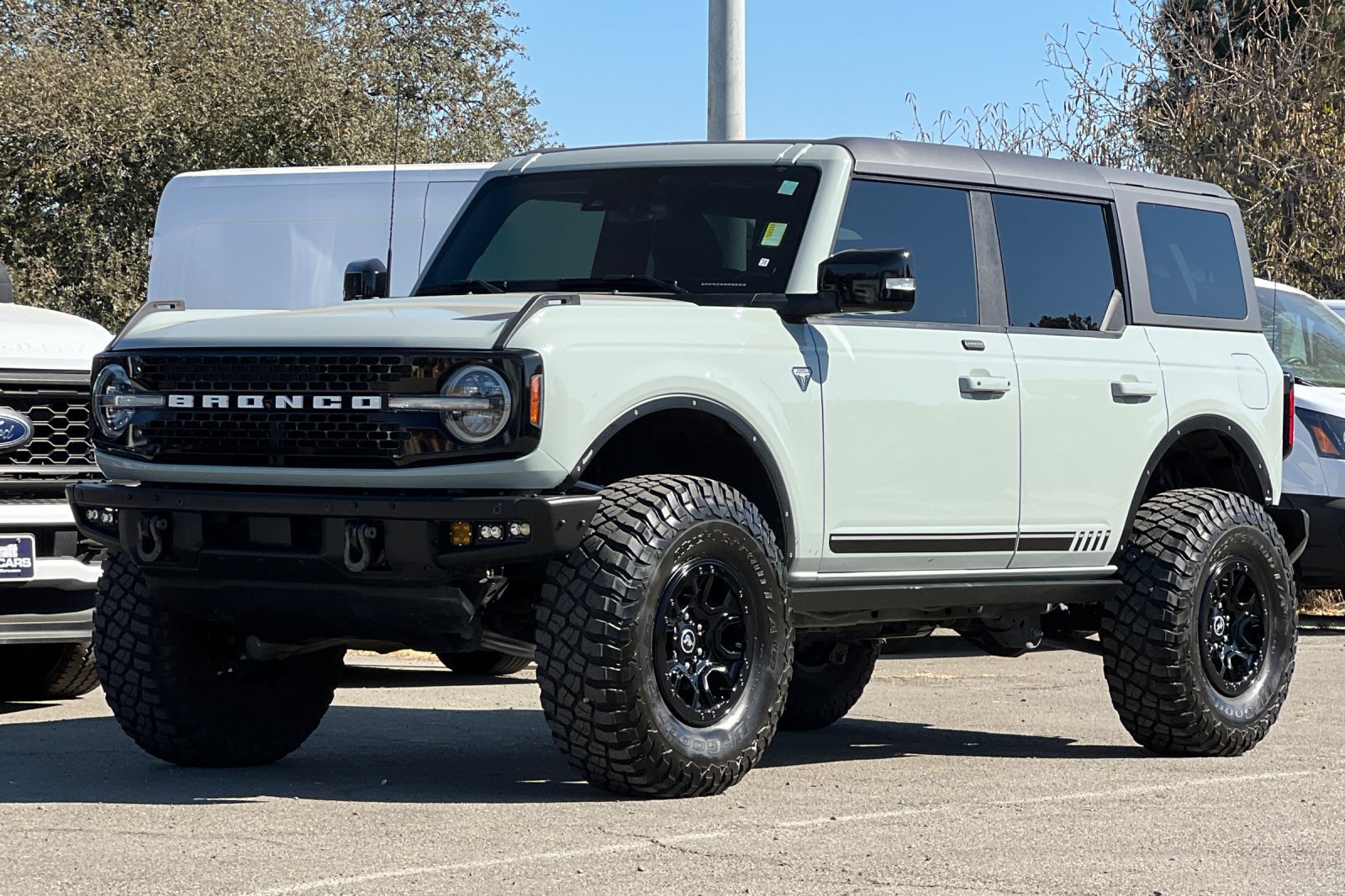 Certified 2021 Ford Bronco First Edition AWD/4WD image 8