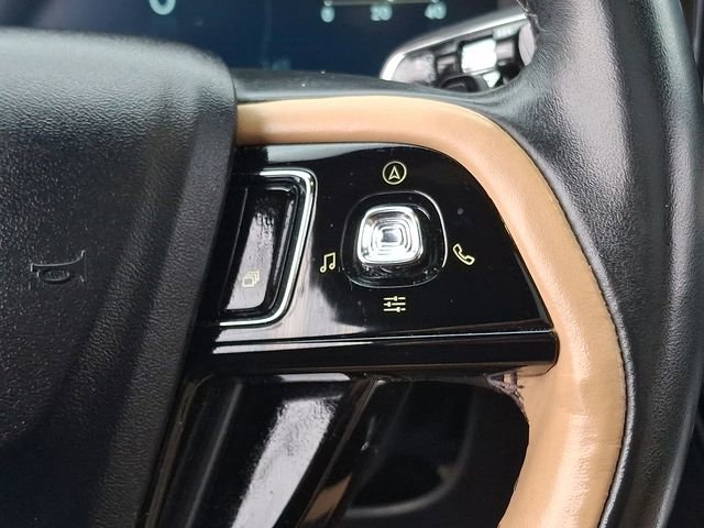 Used 2023 Lincoln Corsair Reserve w/ Equipment Group 201A image 22