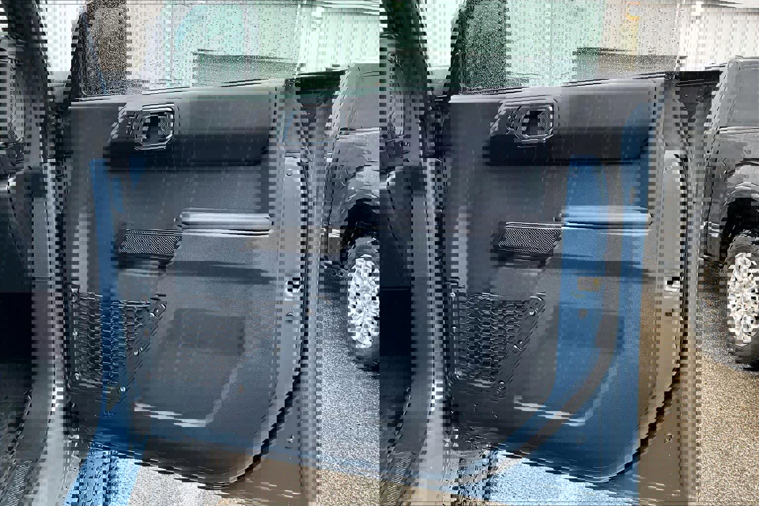 Used 2025 Ford Bronco Outer Banks w/ Sasquatch Package image 23