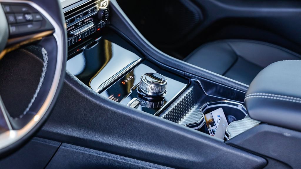 New 2025 Jeep Grand Cherokee Limited w/ Black Appearance Package image 20