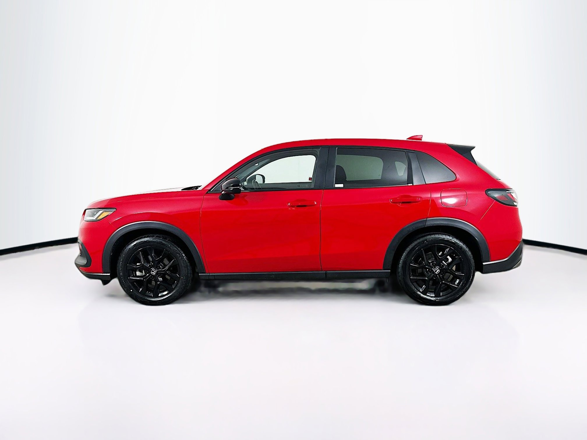 Used 2025 Honda HR-V Sport image 4