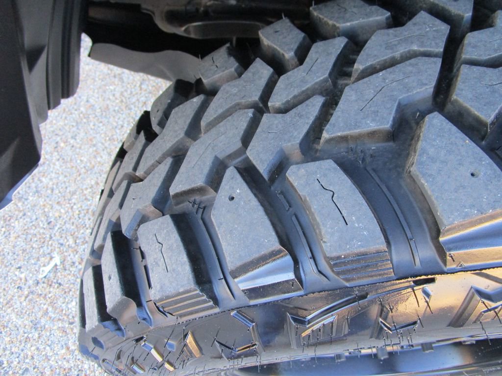 Used 2022 Toyota Tacoma TRD Off-Road image 10