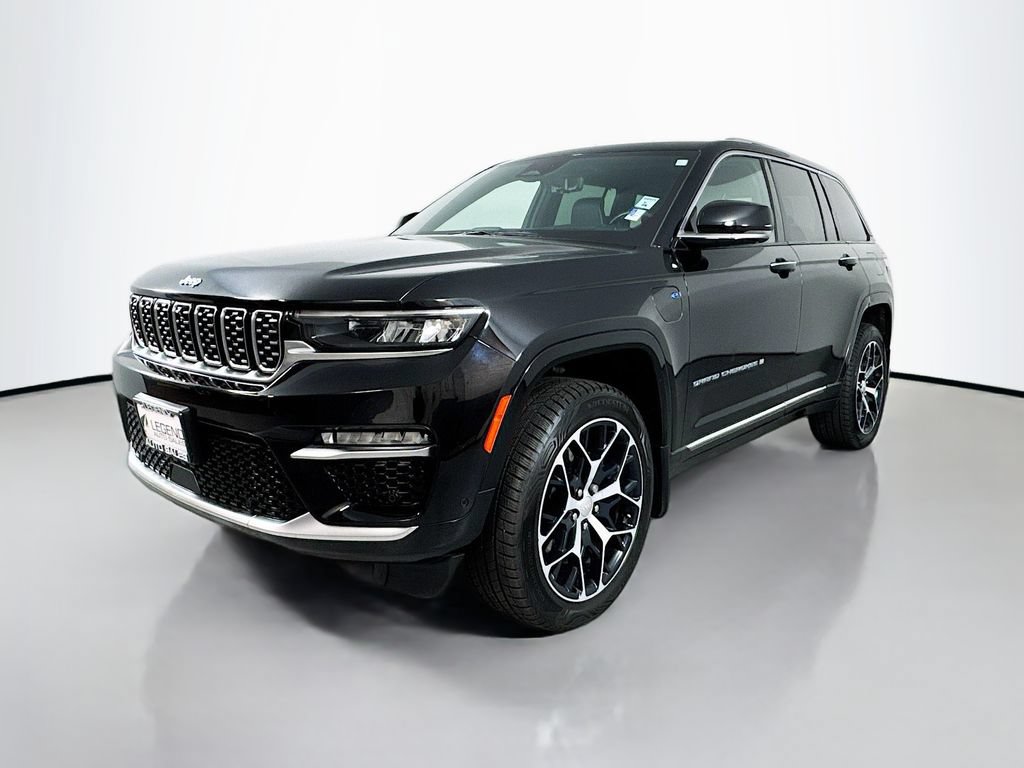 Used 2023 Jeep Grand Cherokee Summit AWD/4WD image 1