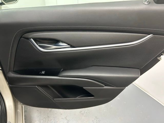 Used 2014 Cadillac XTS Base image 26