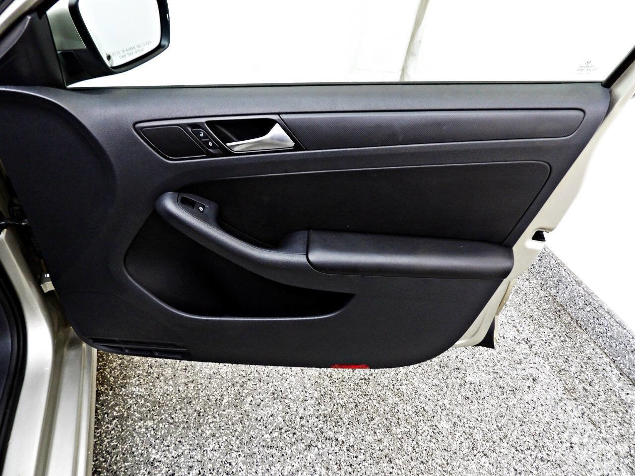 Used 2014 Volkswagen Jetta SE FWD image 11