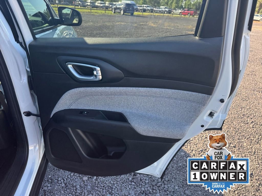 Used 2024 Jeep Compass Latitude AWD/4WD image 26