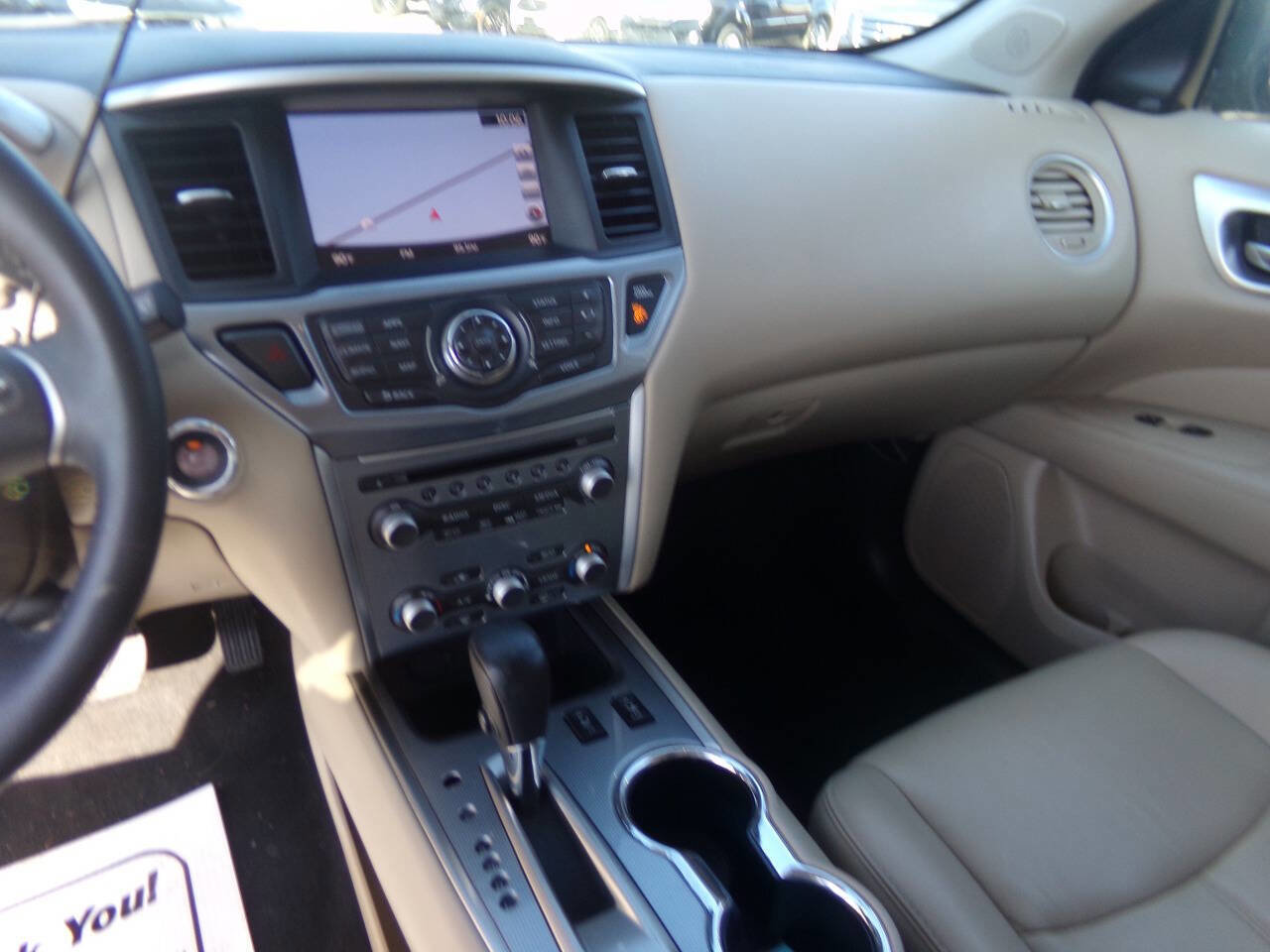 Used 2017 Nissan Pathfinder SL w/ SL Premium Package AWD/4WD image 18