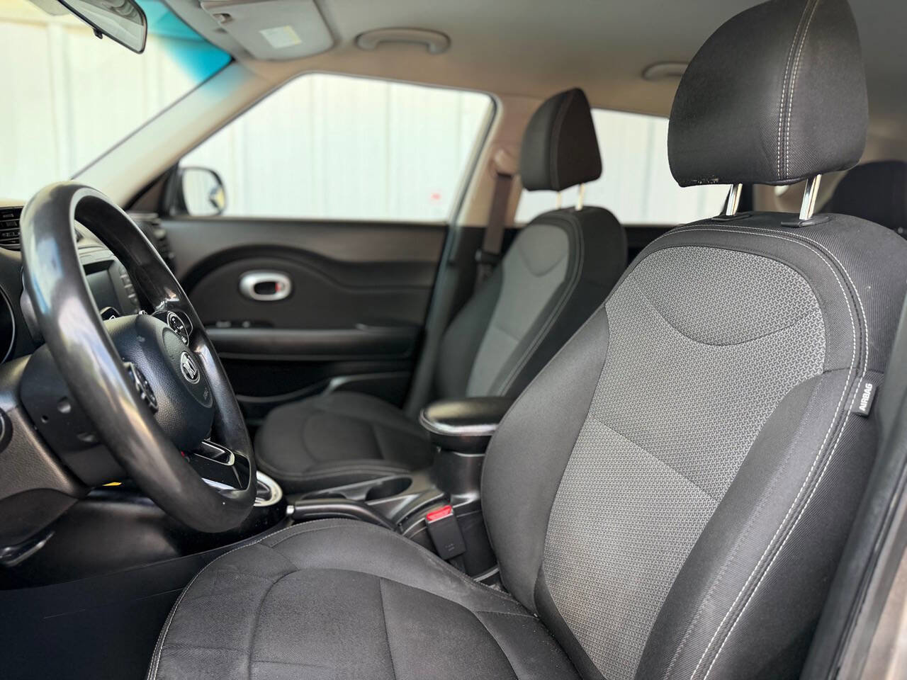 Used 2018 Kia Soul + FWD image 12