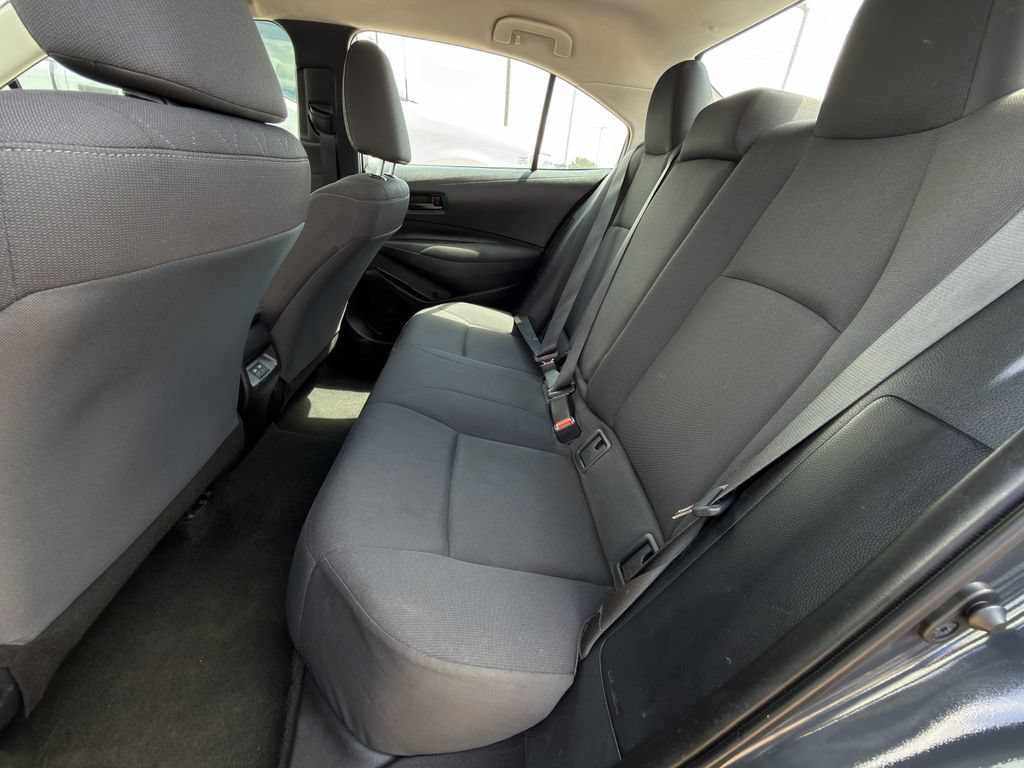 Used 2025 Toyota Corolla LE FWD image 24