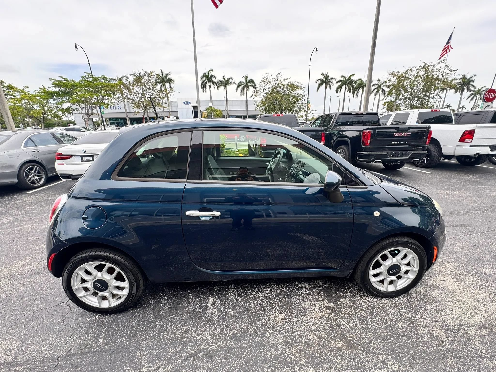Used 2015 FIAT 500 Pop FWD image 9