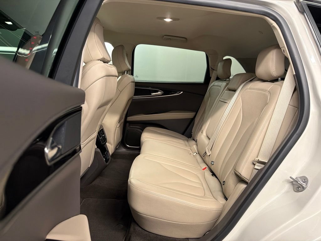 Used 2023 Lincoln Nautilus FWD image 29