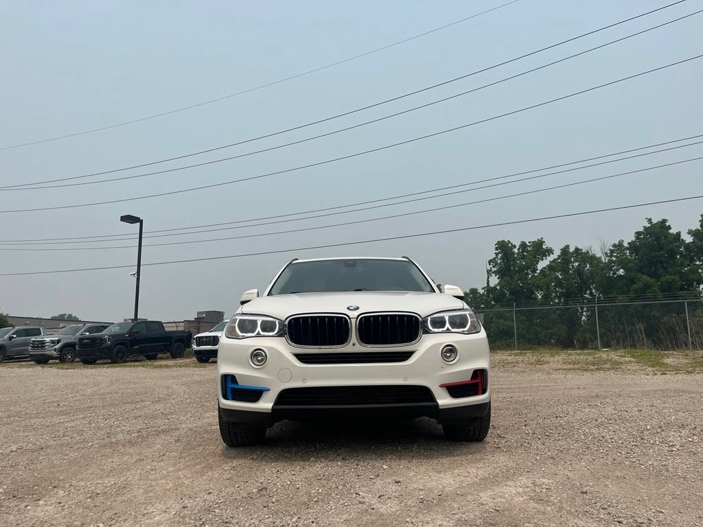 Used 2016 BMW X5 xDrive35i w/ Premium Package AWD/4WD image 3