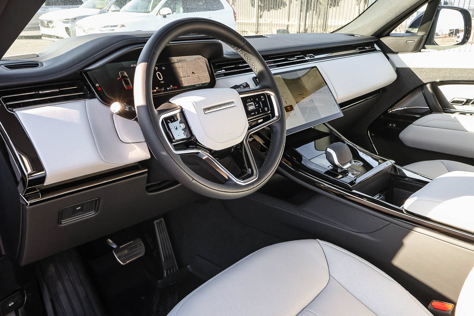 New 2026 Land Rover Range Rover Sport SE AWD/4WD image 27