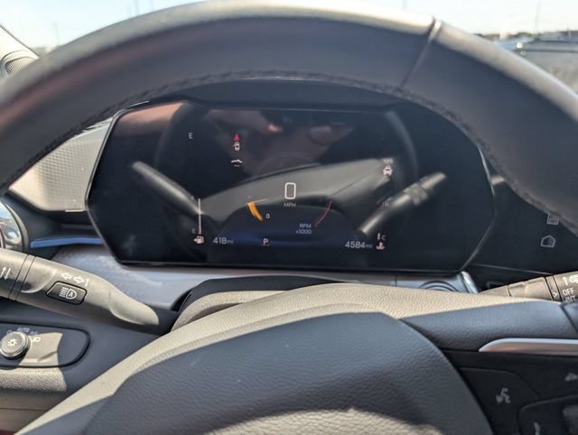 New 2026 Chevrolet Trax LT w/ Driver Confidence Package FWD image 18
