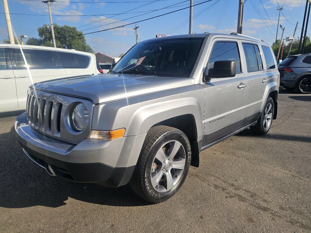 Used 2017 Jeep Patriot High Altitude FWD image 10