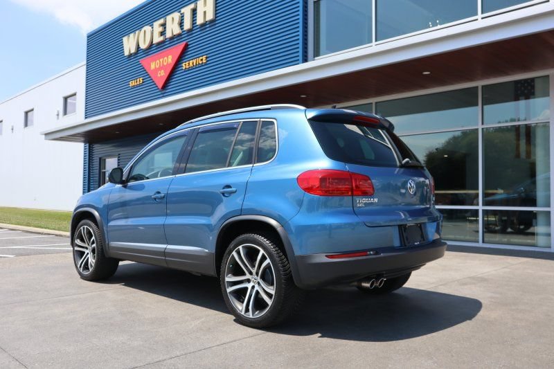 Used 2017 Volkswagen Tiguan SEL AWD/4WD image 5