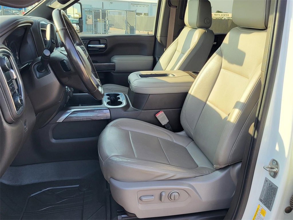 Used 2020 Chevrolet Silverado 2500 LTZ w/ LTZ Convenience Package image 16