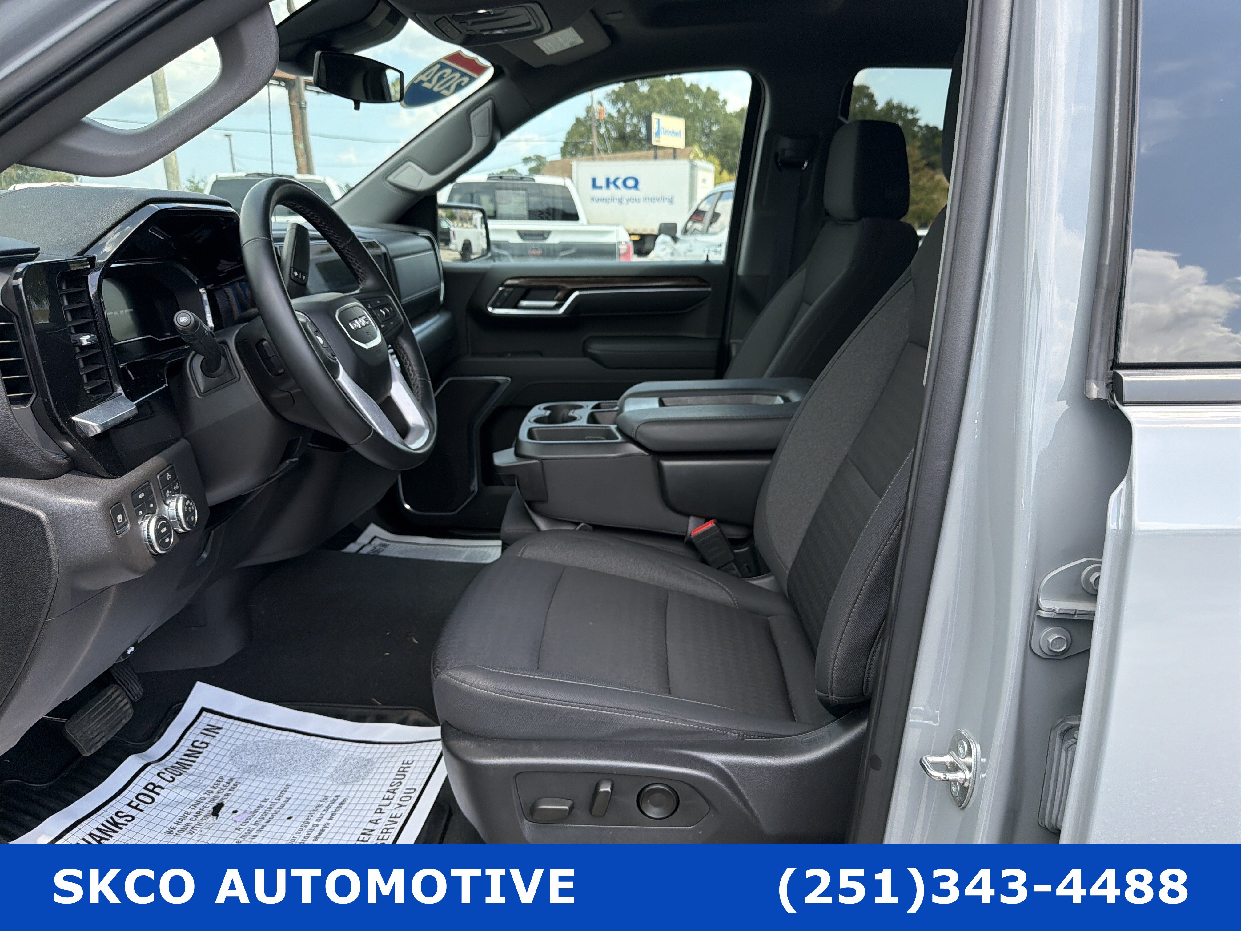 Used 2024 GMC Sierra 1500 Elevation AWD/4WD image 11