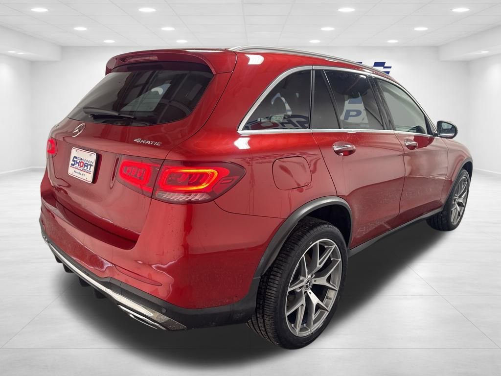 Used 2022 Mercedes-Benz GLC 300 4MATIC w/ AMG Line image 4