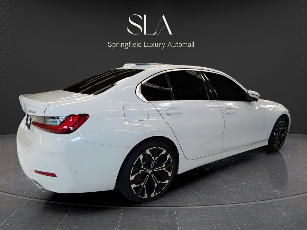 Used 2025 BMW 330i xDrive Sedan w/ M Sport Package image 4