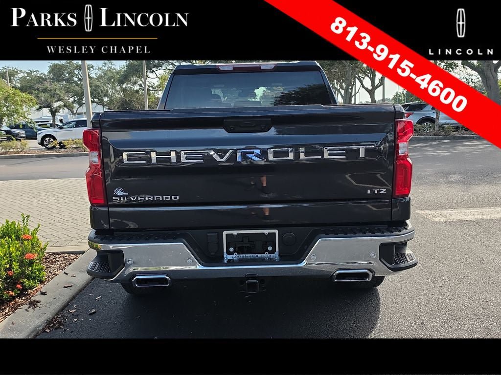 Used 2022 Chevrolet Silverado 1500 LTZ w/ Z71 Off-Road Package AWD/4WD image 5