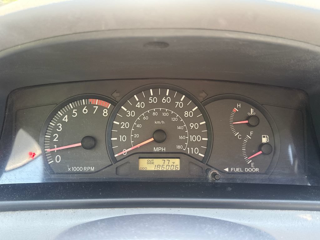 Used 2005 Toyota Corolla FWD image 21
