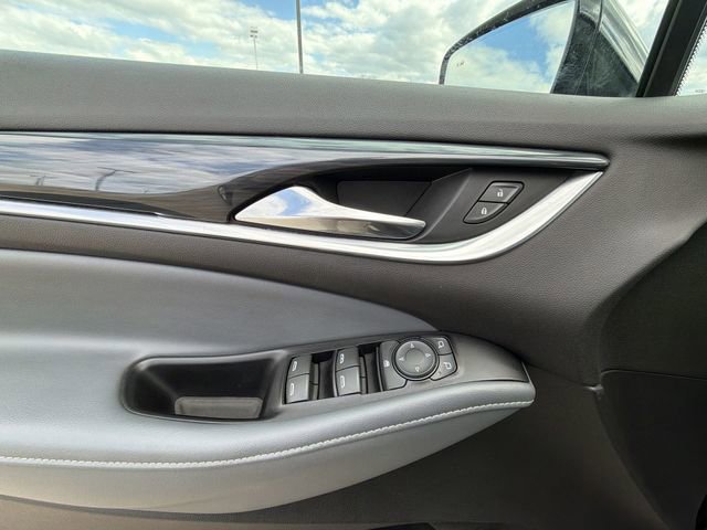 Used 2019 Buick Enclave Essence AWD/4WD image 26