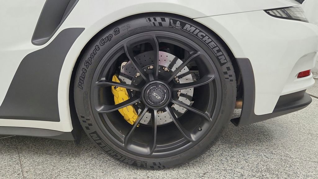 Used 2016 Porsche 911 GT3 RS image 14