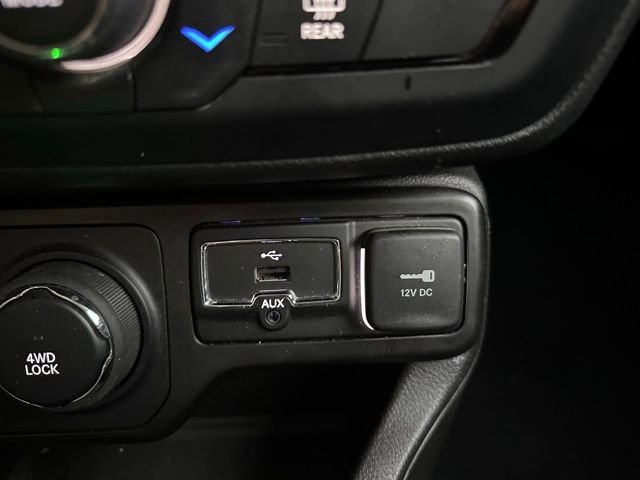 Used 2021 Jeep Renegade Sport image 30