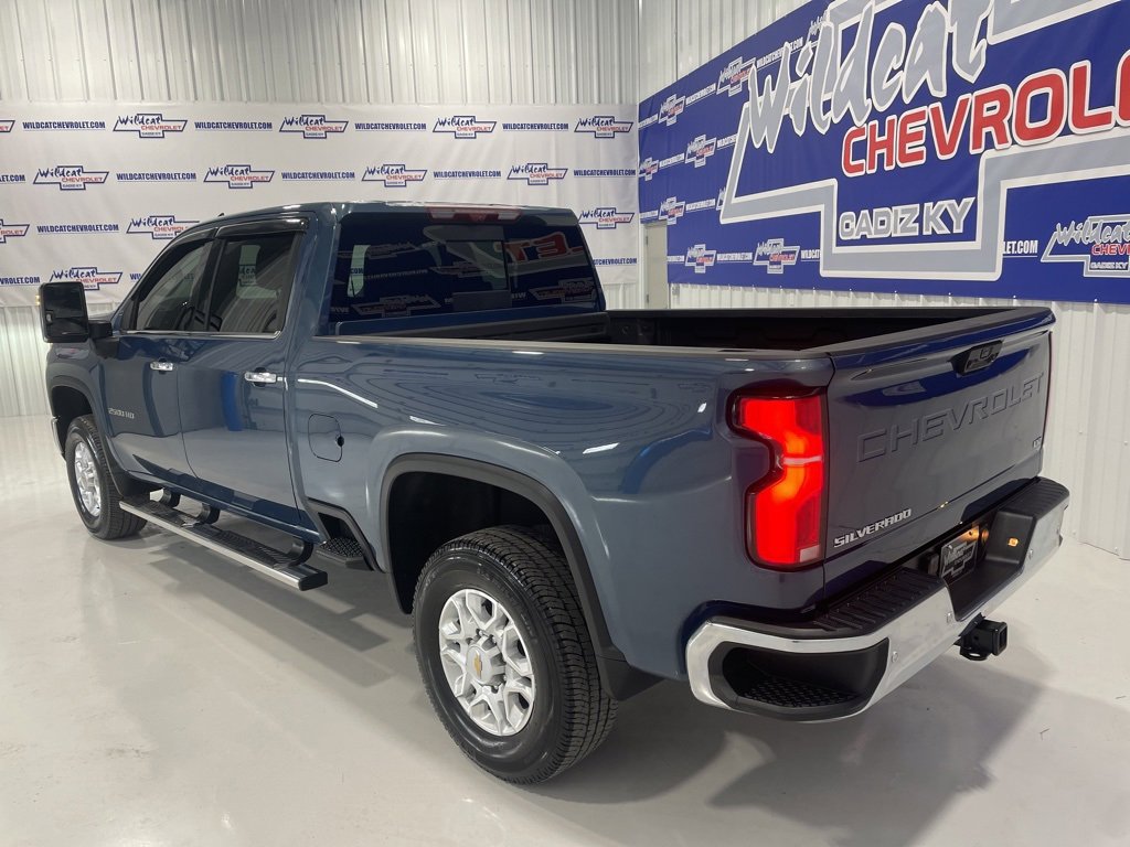 Used 2025 Chevrolet Silverado 2500 LTZ w/ LTZ Plus Package image 5