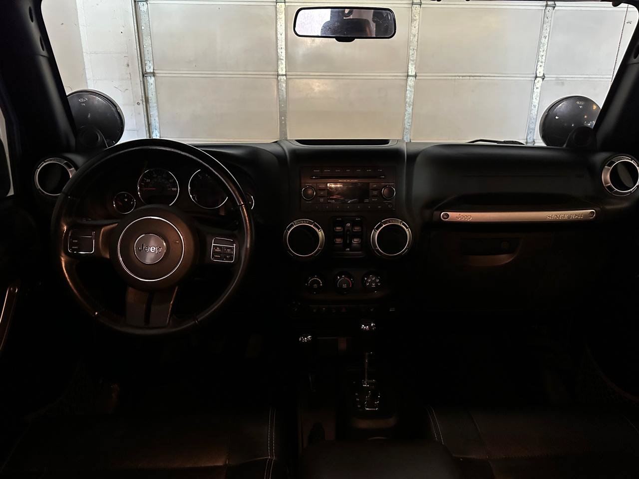 Used 2012 Jeep Wrangler Unlimited Sahara AWD/4WD image 12