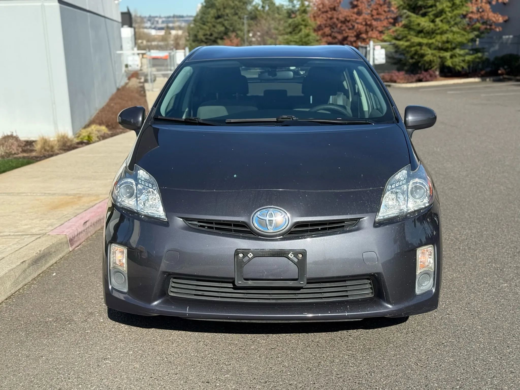 Used 2011 Toyota Prius Three w/ Navigation Pkg image 9
