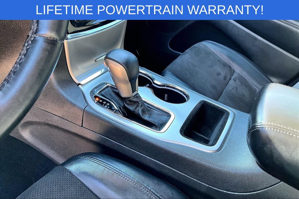 Used 2019 Jeep Grand Cherokee Altitude RWD image 19