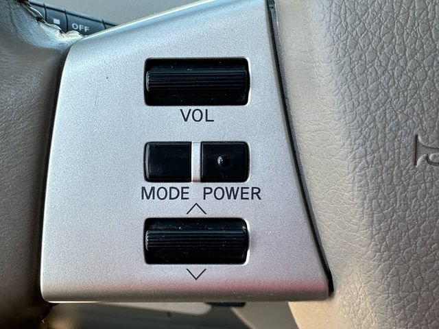Used 2004 Nissan Quest SE w/ (SEA) Seat Pkg FWD image 13