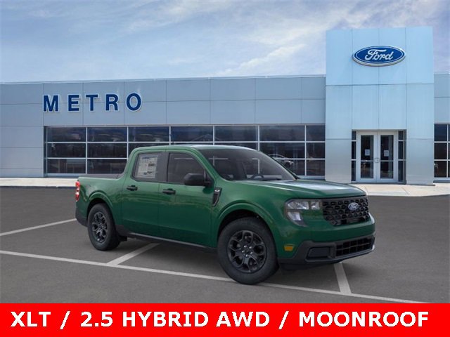 New 2025 Ford Maverick XLT w/ Equipment Group 301A image 29