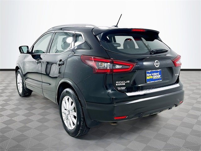 Used 2022 Nissan Rogue Sport SV w/ Technology Package image 5
