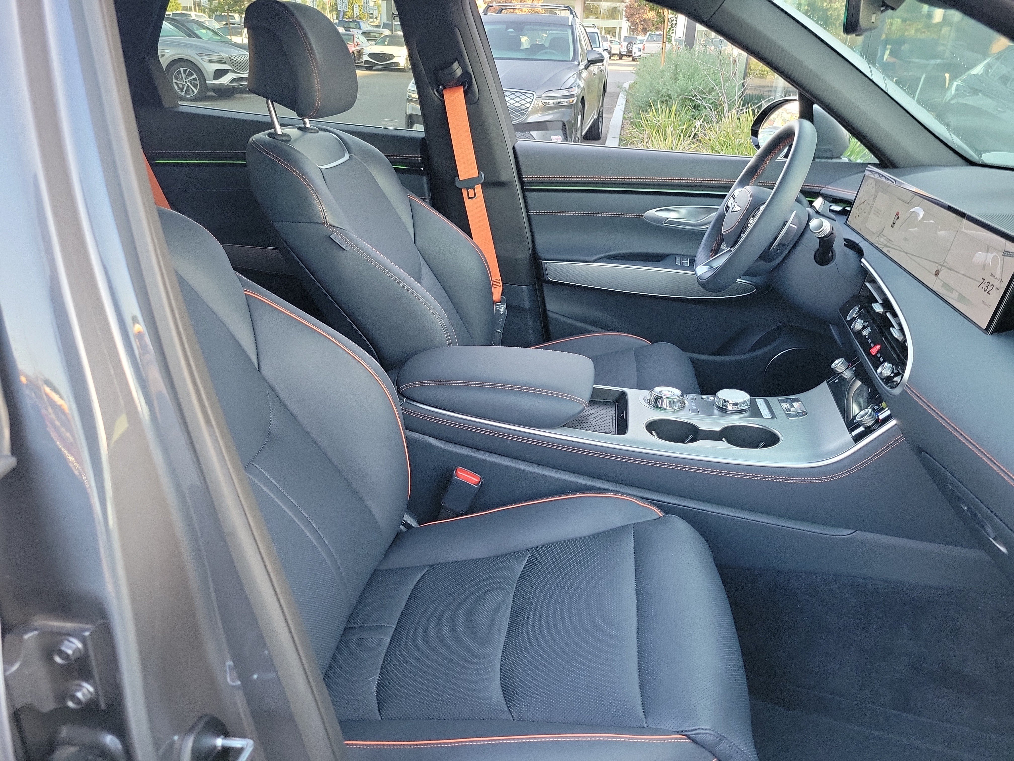 Certified 2026 Genesis GV70 2.5T Sport Prestige AWD/4WD image 23