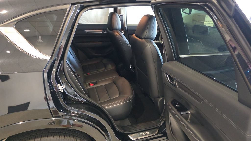 Used 2025 MAZDA CX-5 AWD 2.5 S w/ Premium Plus Pkg image 16