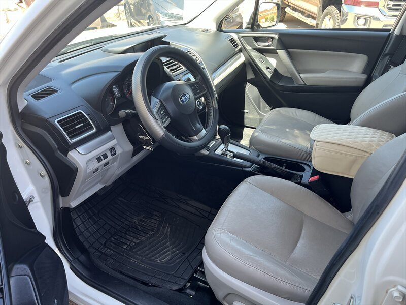 Used 2016 Subaru Forester 2.5i Limited AWD/4WD image 7