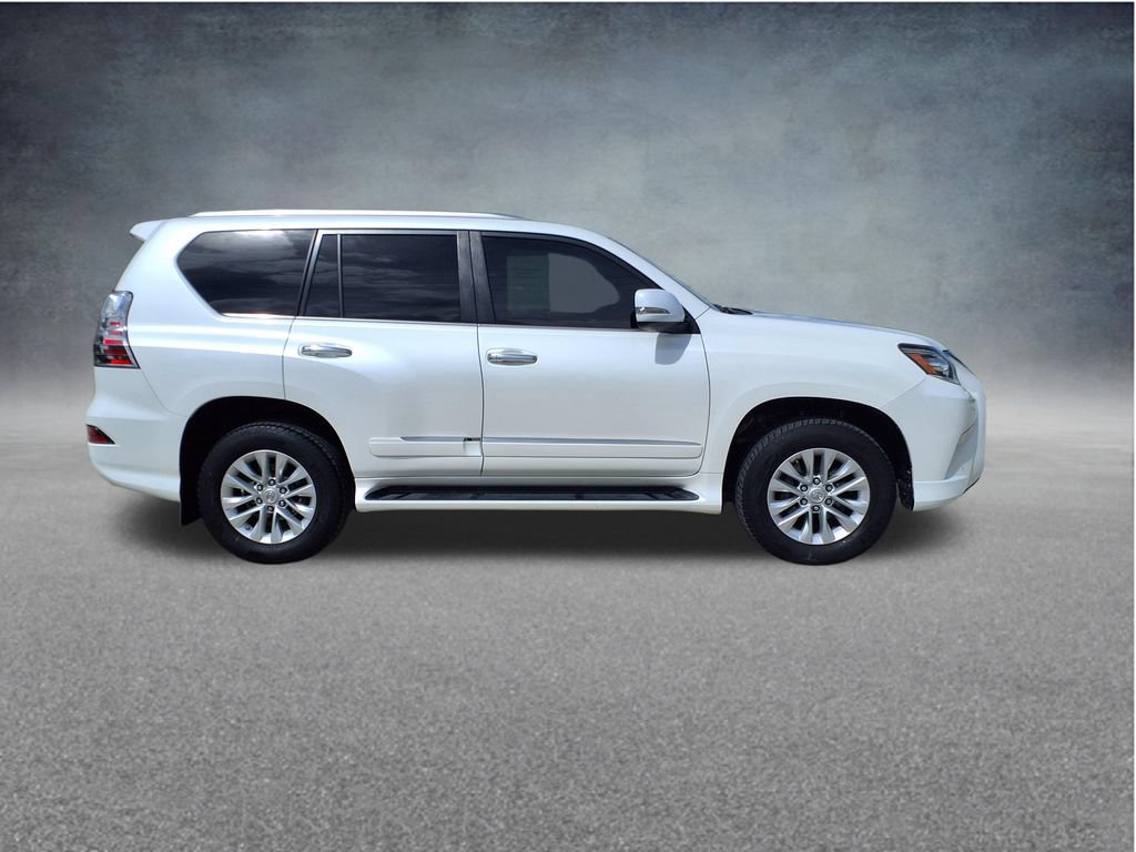 Used 2018 Lexus GX 460 Premium w/ Premium Package AWD/4WD image 9