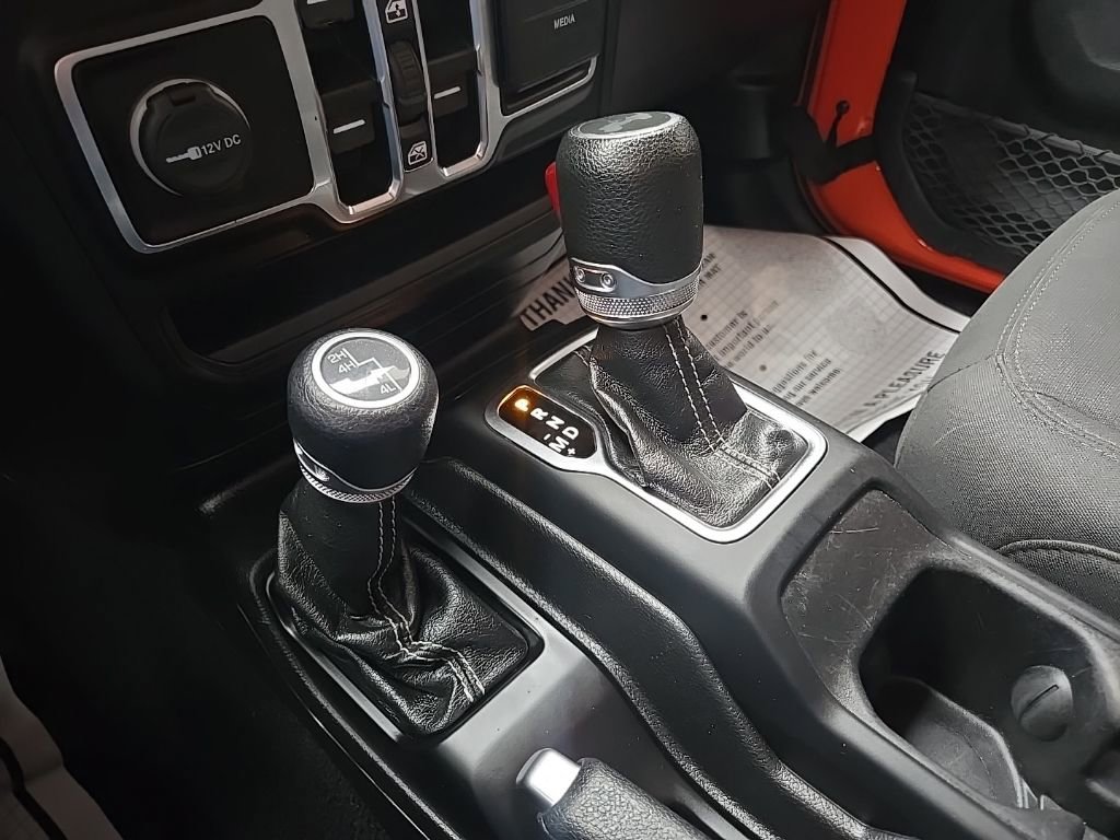 Used 2020 Jeep Wrangler Unlimited Sahara w/ Uconnect 4C Nav & Sound Group image 65