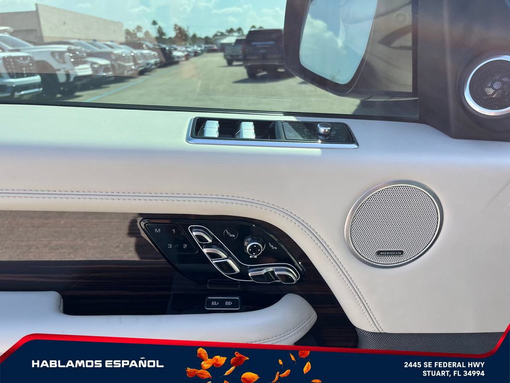 Used 2022 Land Rover Range Rover Autobiography AWD/4WD image 22