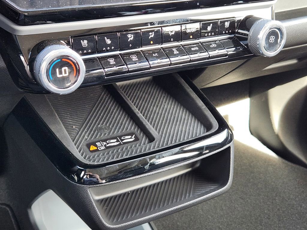 New 2027 Chevrolet Bolt RS w/ Technology Package image 20