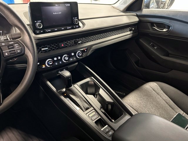 Certified 2023 Honda Accord EX image 28