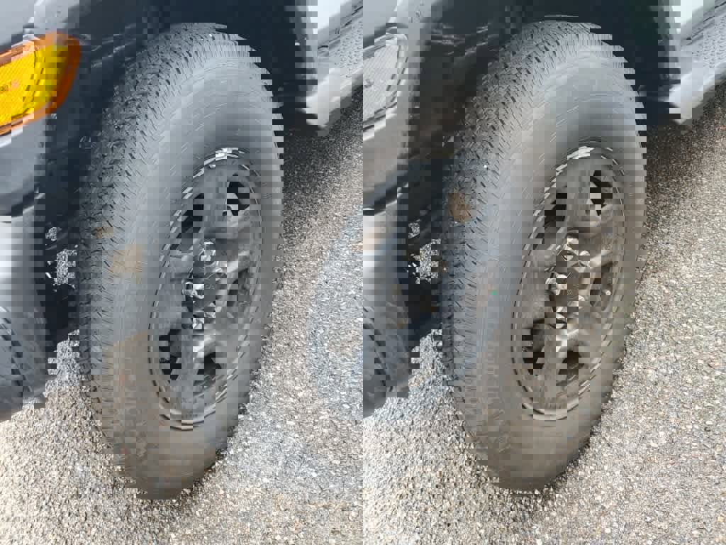 Used 2023 Jeep Wrangler Sport image 2